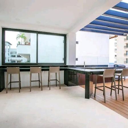 Ocean View Penthouse In P.V. Romantic Zone Puerto Vallarta Eksteriør billede