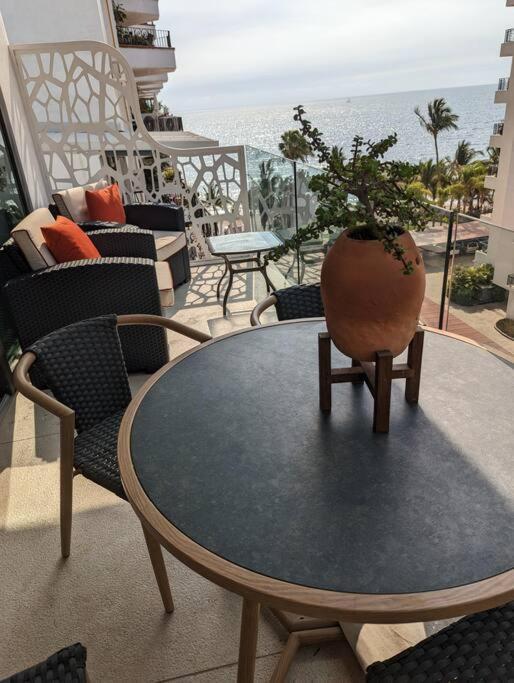 Ocean View Penthouse In P.V. Romantic Zone Puerto Vallarta Eksteriør billede