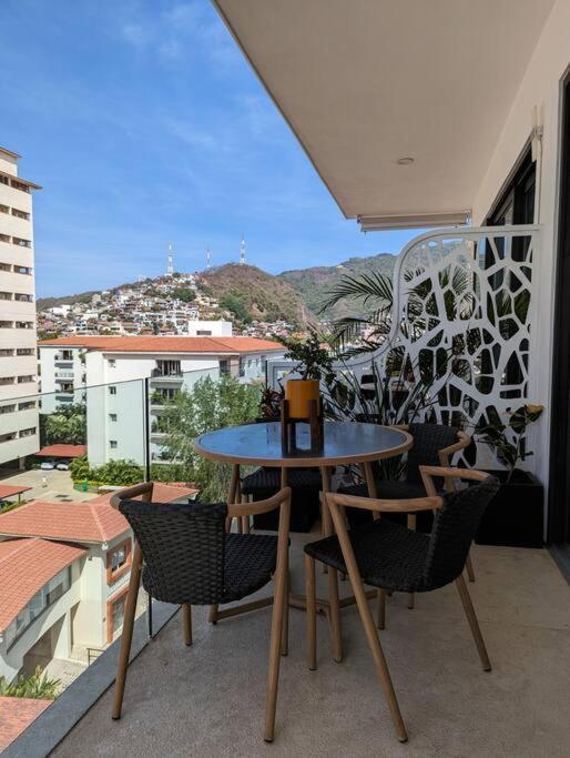 Ocean View Penthouse In P.V. Romantic Zone Puerto Vallarta Eksteriør billede